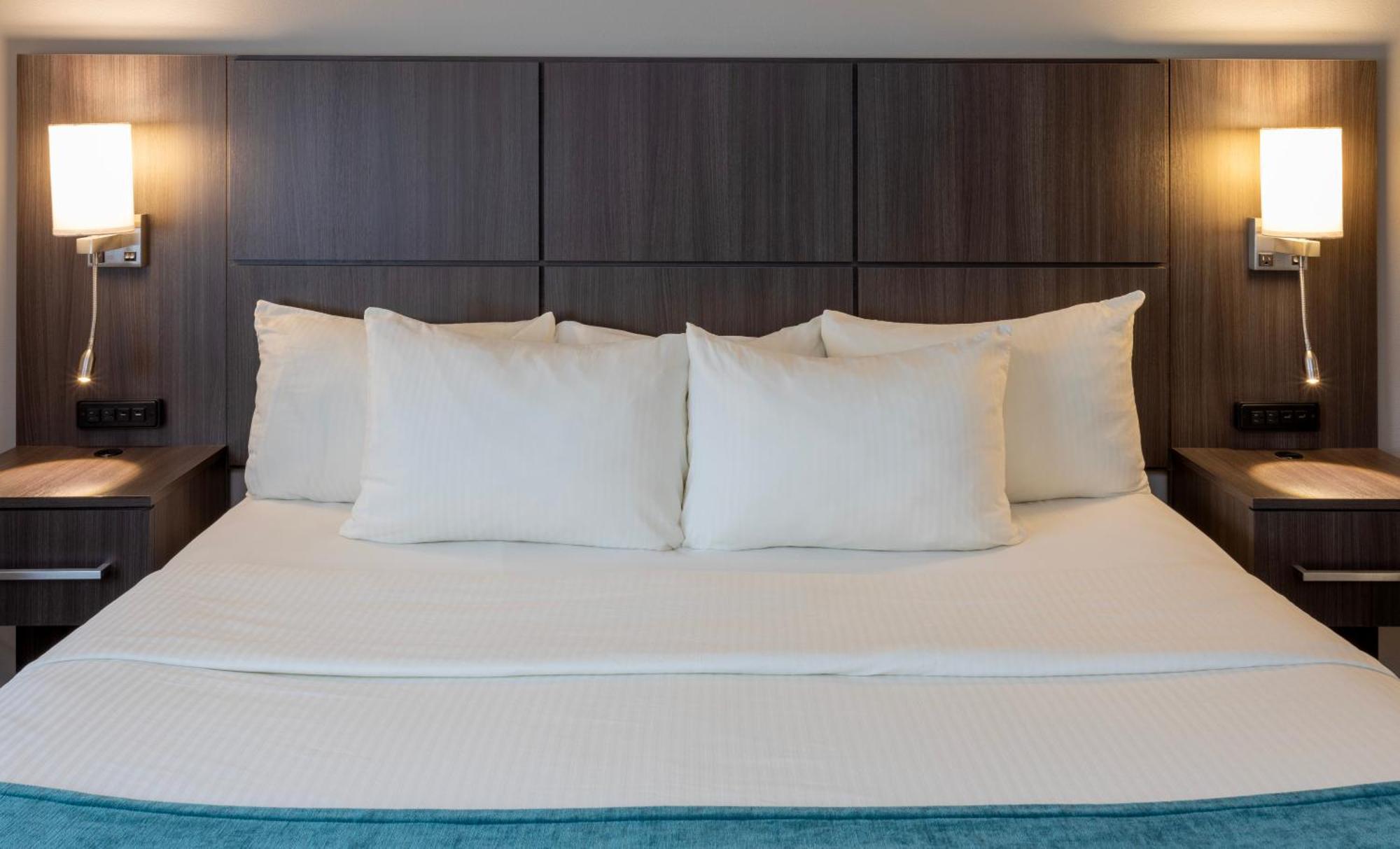 Paynesville Inn & Suites Pokoj fotografie
